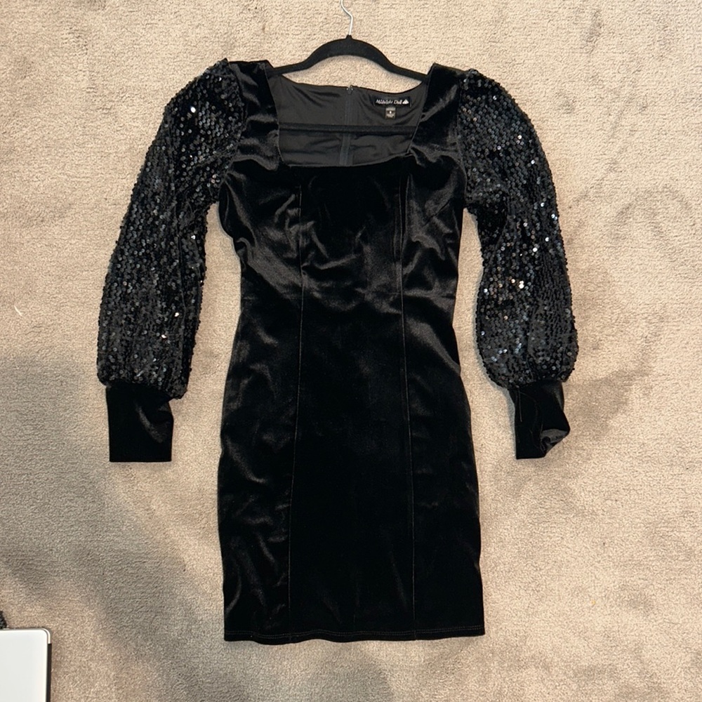 black velvet sequin long sleeve dress